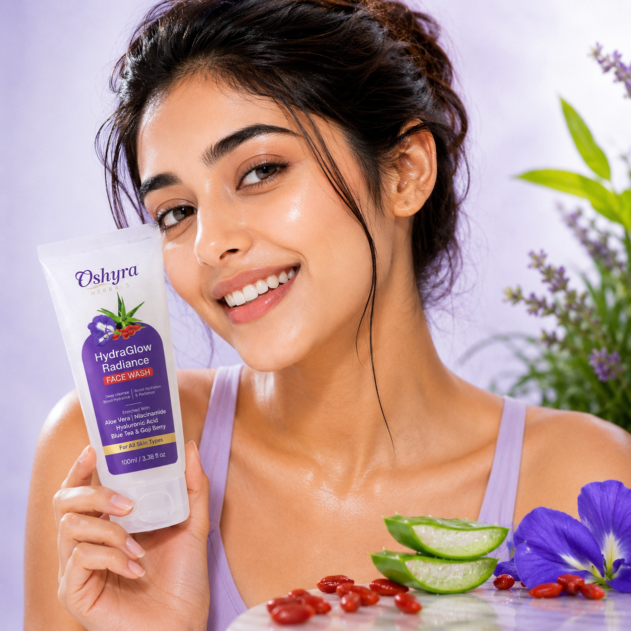 Hydra Glow Radiance Face Wash (100 ml) - Image 3